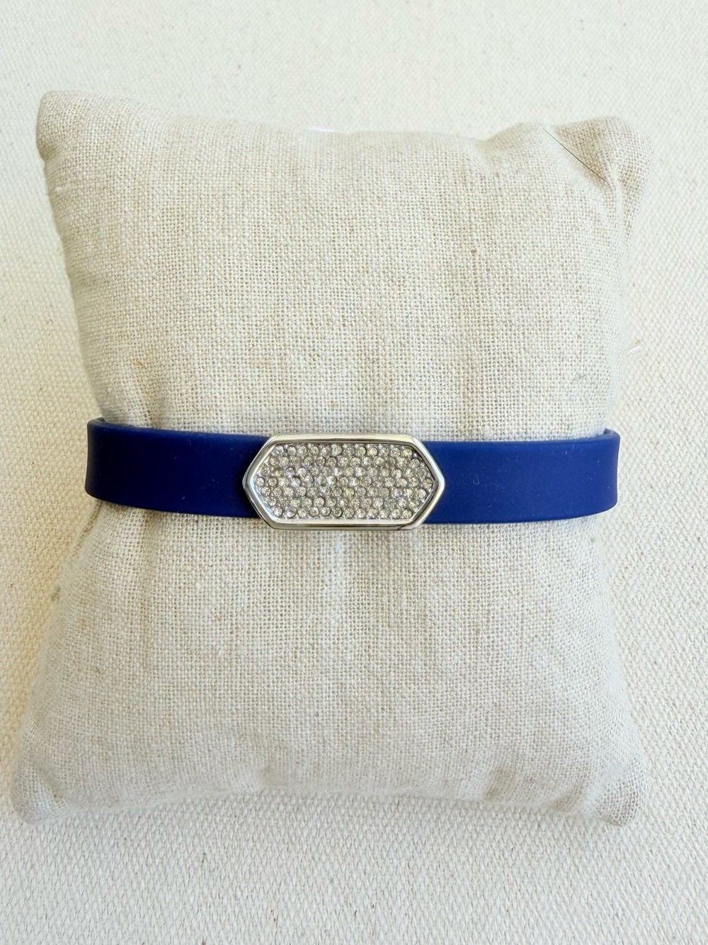 *Bracelet Charm Set* KEEP COLLECTIVE Retired Navy Silicone Band Geo Bar